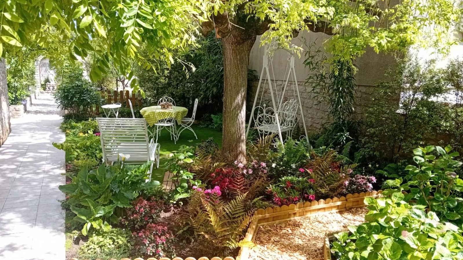 La Roseliere Maison Plain Pied Confortable Belle Decoration Jardin Magnifique 10 Mn A Pied Centre Ville Bayeux Proche Plages Du Debarquement المظهر الخارجي الصورة